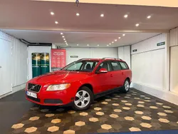 Röd Begagnad 2008 Volvo V70 Kinetic Kombi | 45 999 kr (Marknadspris)