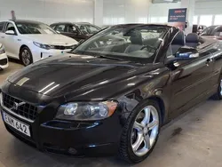 Svart Begagnad 2010 Volvo C70 Summum Cab | 105 000 kr (Marknadspris)