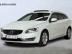Vit Begagnad 2015 Volvo V60 Kombi | 154 900 kr