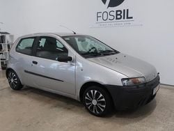 Ljusgrå Begagnad 2002 Fiat Punto Halvkombi | 19 900 kr