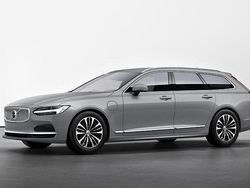 Grå Ny 2024 Volvo V90 Core Kombi | 499 900 kr (Bra pris)