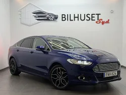 Blå Begagnad 2017 Ford Mondeo Halvkombi | 178 500 kr (Marknadspris)