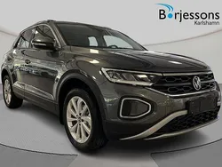 Grå Ny 2025 VW T-Roc Life SUV | 376 700 kr (Marknadspris)