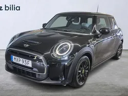Svart Begagnad 2021 Mini Cooper SE Halvkombi | 189 000 kr (Superpris)