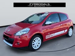 Röd Begagnad 2010 Renault Clio II Halvkombi | 64 000 kr (Dyr)