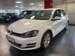 Vit Begagnad 2016 VW Golf VII Halvkombi | 134 900 kr (Lite dyr)