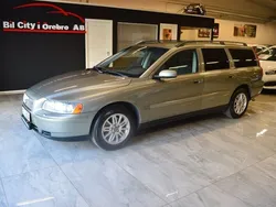 Ljusgrön Begagnad 2005 Volvo V70 Business Edition Kombi | 34 900 kr (Marknadspris)