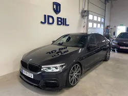 Grå Begagnad 2017 BMW 530 M Sport Sedan | 359 900 kr (Marknadspris)