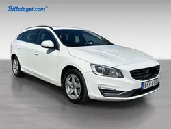 Vit Begagnad 2015 Volvo V60 Business Edition Kombi | 99 500 kr (Marknadspris)