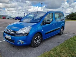Blå Begagnad 2012 Citroën Berlingo Minibuss | 80 000 kr (Marknadspris)