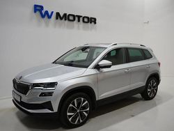 Silver Begagnad 2022 Skoda Karoq SUV | 289 900 kr (Marknadspris)
