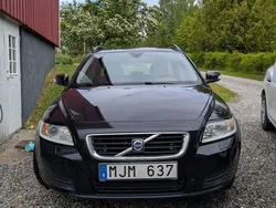 Svart Begagnad 2008 Volvo V50 Kinetic Kombi | 18 000 kr (Superpris)