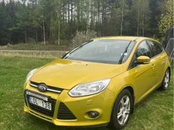 Gul Begagnad 2011 Ford Focus Trend Halvkombi | 58 000 kr (Marknadspris)