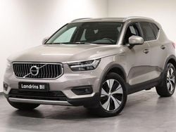 Grå metallic Begagnad 2022 Volvo XC40 Momentum SUV | 369 000 kr (Dyr)