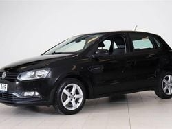 Svart Begagnad 2017 VW Polo Halvkombi | 99 000 kr (Marknadspris)