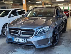 Mörkgrå (grå) Begagnad 2015 Mercedes GLA200 AMG SUV | 230 000 kr (Lite dyr)