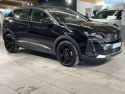 Svart Begagnad 2021 Peugeot 3008 Active SUV | 189 900 kr (Bra pris)