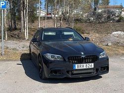 Blå Begagnad 2014 BMW 520 Kombi | 125 000 kr (Marknadspris)