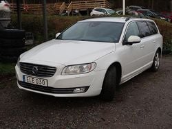Vit Begagnad 2014 Volvo V70 Momentum Kombi | 81 500 kr (Bra pris)