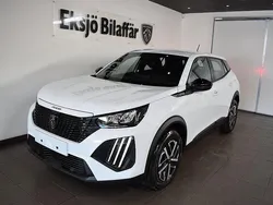Vit (vit okenitemetallic) Ny 2025 Peugeot 2008 Style SUV | 289 900 kr (Marknadspris)