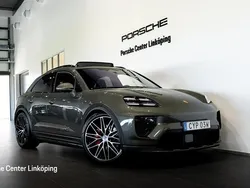Grön (green) Ny 2025 Porsche Macan SUV | 1 359 400 kr (Marknadspris)