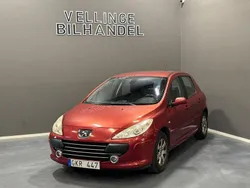 Röd Begagnad 2007 Peugeot 307 Halvkombi | 29 900 kr (Marknadspris)