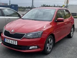 Röd Begagnad 2017 Skoda Fabia Style Halvkombi | 150 000 kr (Marknadspris)