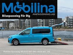 Begagnad 2023 Ford Tourneo Kombi | 489 000 kr