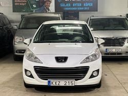 Vit Begagnad 2010 Peugeot 207 Halvkombi | 27 900 kr (Marknadspris)