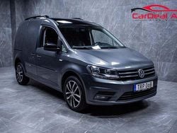 Flerfärgad (grå) Begagnad 2019 VW Caddy Exclusive Minibuss | 168 800 kr (Dyr)