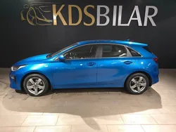 Blå Begagnad 2018 Kia Ceed Halvkombi | 149 500 kr (Lite dyr)