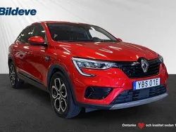 Röd Begagnad 2022 Renault Arkana Intens SUV | 229 900 kr (Marknadspris)