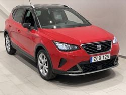 Röd (reinrot) Begagnad 2023 Seat Arona FR SUV | 189 900 kr (Marknadspris)