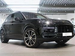 Svart Begagnad 2024 Porsche Cayenne SUV | 1 195 000 kr (Marknadspris)