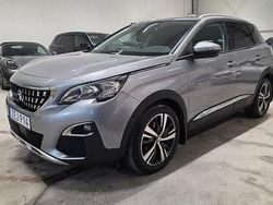 Grå (grå metallic) Begagnad 2018 Peugeot 3008 Allure SUV | 199 500 kr (Marknadspris)