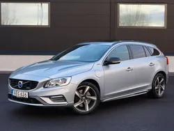 Silver Begagnad 2014 Volvo V60 R-Design Kombi | 179 900 kr (Lite dyr)