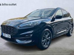 Svart Begagnad 2022 Ford Kuga SUV | 199 900 kr