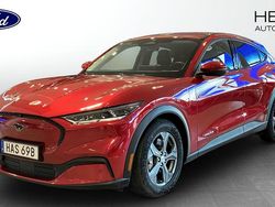 Röd (red) Begagnad 2021 Ford Mustang Mach-E SUV | 369 900 kr (Lite dyr)