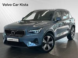 Grå Begagnad 2023 Volvo XC40 Ultimate SUV | 399 900 kr (Marknadspris)