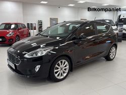Svart Begagnad 2017 Ford Fiesta Titanium Halvkombi | 138 900 kr (Lite dyr)