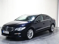 Mörkblå Begagnad 2011 VW CC Highline Sedan | 105 900 kr (Marknadspris)