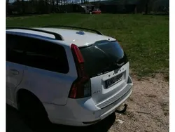 Vit Begagnad 2010 Volvo V50 Momentum Kombi | 15 000 kr (Superpris)