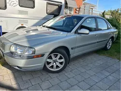 Grå Begagnad 2001 Volvo S80 Sedan | 12 900 kr (Bra pris)