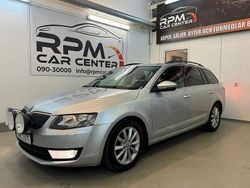 Silver Begagnad 2014 Skoda Octavia Ambition Kombi | 99 900 kr (Marknadspris)