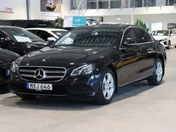 Svart Begagnad 2016 Mercedes E220 Avantgarde Sedan | 264 900 kr (Bra pris)