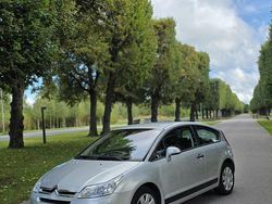 Silver Begagnad 2006 Citroën C4 Sportkupé | 20 000 kr (Marknadspris)