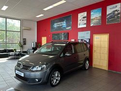 Mörkgrå Begagnad 2014 VW Touran Cross Minibuss | 139 500 kr (Marknadspris)