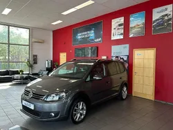 Mörkgrå Begagnad 2014 VW Touran Cross Minibuss | 139 500 kr (Lite dyr)