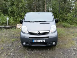 Grå Begagnad 2013 Opel Vivaro Van | 78 000 kr