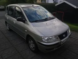Brun Begagnad 2003 Hyundai Matrix Minibuss | 7 000 kr